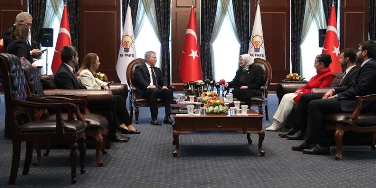 AK Parti’de siyasi partiler arası bayramlaşma
