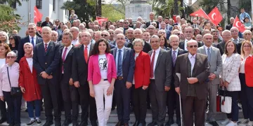 CHP Bursa’da 23 Nisan kutlaması