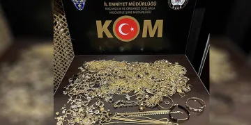 Artvin polisinden kaçak altın operasyonu