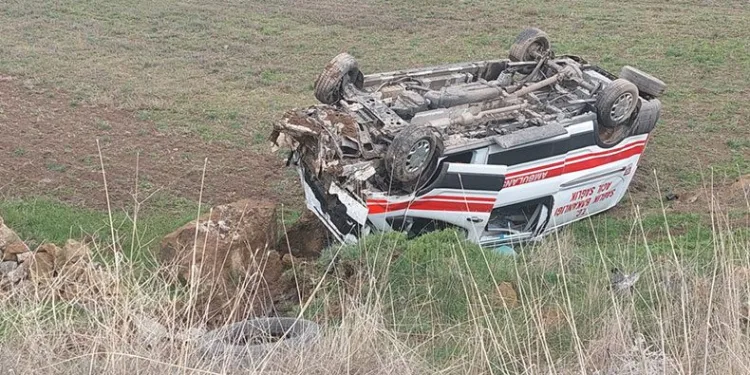Kayseri’de ambulans takla attı