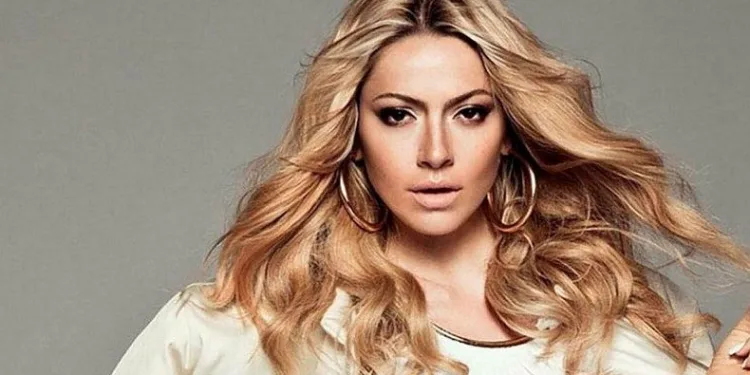 Hadise’nin mesajlarını ifşa etmişti