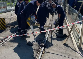 İstanbul’da tramvay raydan çıktı