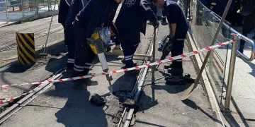 İstanbul’da tramvay raydan çıktı