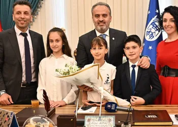 Bursa Büyükşehir’e 3 yeni başkan