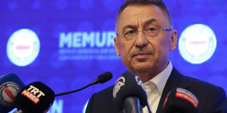 “Siz hiç, yedi başlı bir orkestra gördünüz mü?”