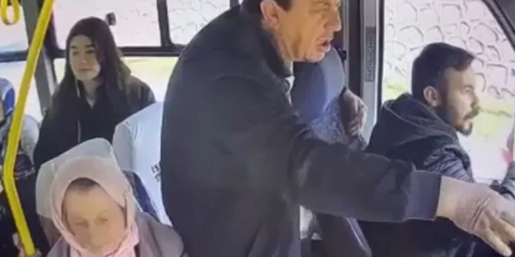 Bursa’da otobüse binmek için yola atladı
