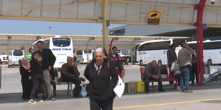 Terminalde bayram telaşı azaldı