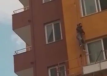 Güvenlik kemeri işçiyi ölümden kurtardı