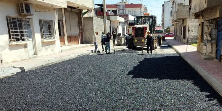 Akdeniz’de asfalt çalışmaları hız kazandı
