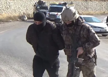 Şırnak polisinden nefes kesen tatbikat