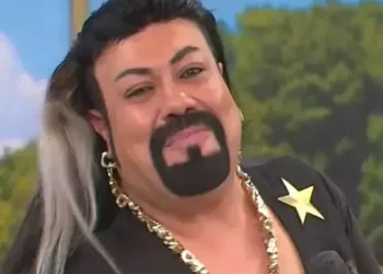 Kobra Murat torununu altına boğdu