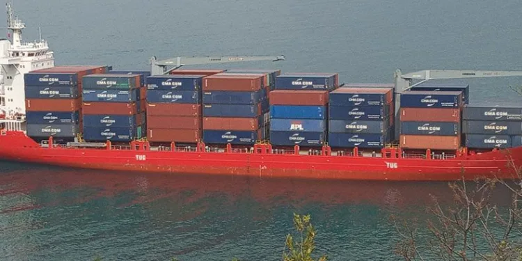 Karaya oturan gemi için çalışmalar sürüyor