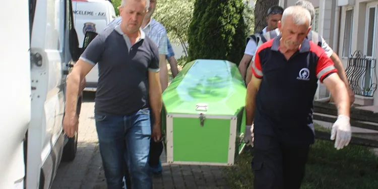 Eşini boğan sanığa 18 yıl hapis