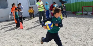 Nilüfer, Samandağ’ın acılarını hafifletiyor