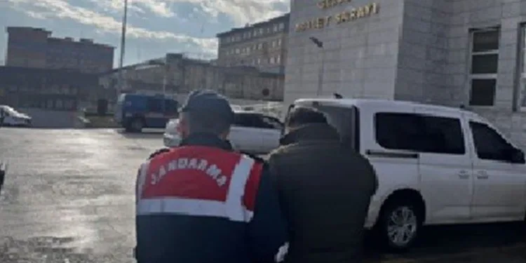 Çeşitli suçlardan aranan şüpheliler yakalandı