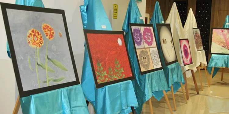 Hastalıklı dokular sanat eserine dönüştü
