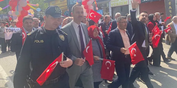 23 Nisan coşkuyla kutlandı