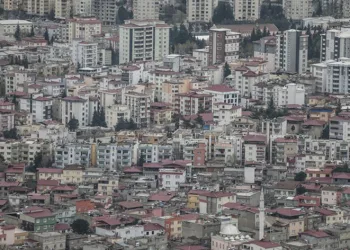 Binaların tamamına doğal gaz verildi