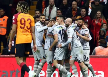 Başakşehir yarı finalde