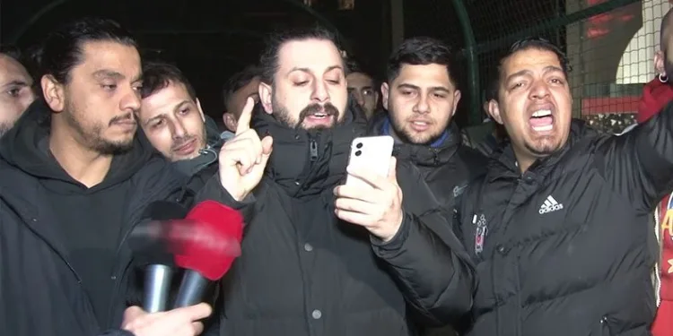 CHP listesine giremeyen Romanlar eylem yaptı