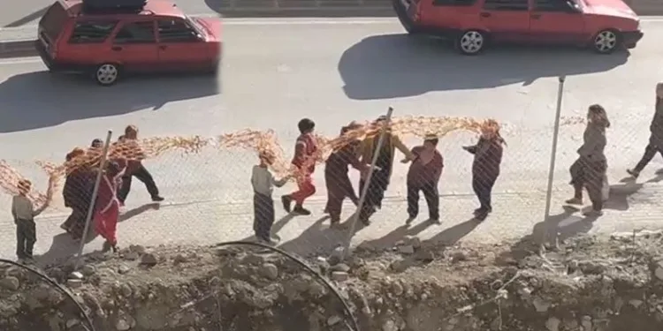 Bursa’da çocukların kavgasına büyükler dahil oldu