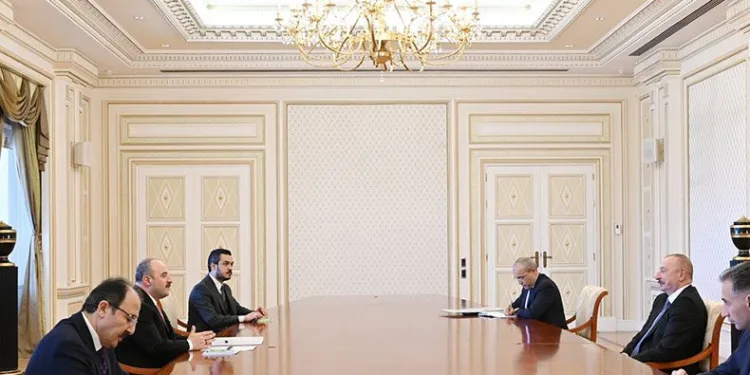 Aliyev, Bakanı Varank’ı kabul etti
