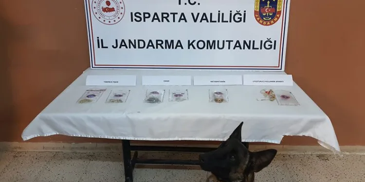 Uyuşturucu operasyonlarında 15 kişi tutuklandı