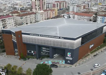 Uyumayan kütüphanede “sıfır plastik” bilinci