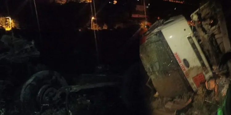 Virajı alamayan kamyon şarampole uçtu