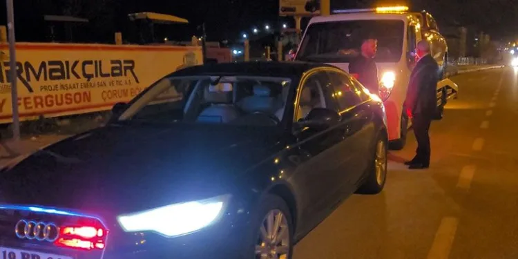 TOGG’u gören belediye başkanı çekicinin önünü kesti