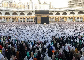 Kabe’de bayram namazı kılındı