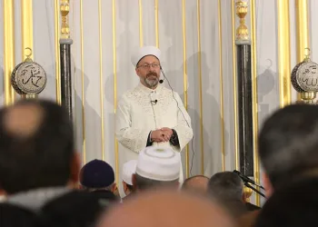 Erbaş, Sakarya’da bayram namazı kıldırdı