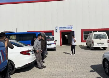 Kaçak testi yapılan sıcak su tankı patladı