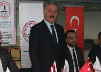 “Parlamenter sistem siyasi istikrarı hayatımıza kazandıramadı”
