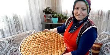15 yıldır elinden oklava düşmüyor