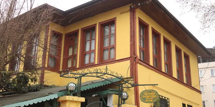 Bursa’da evin içindeki türbe Ramazan’da ilgi odağı oldu
