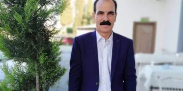 Kavgayı ayırmaya çalışırken hayatından oldu