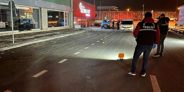 Bursa’da sokak ortasında kurşun yağdırdı