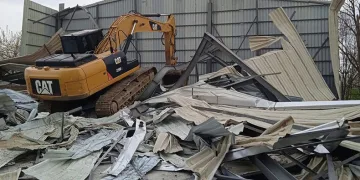 Nilüfer’de kaçak fabrikalar yıkıldı