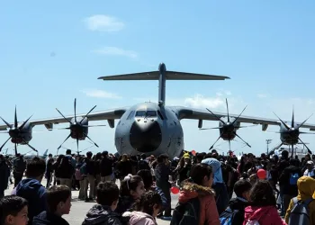 TEKNOFEST binlerce ziyaretçiyi ağırlıyor