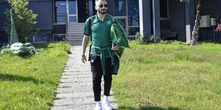 Bursaspor kafilesi, Isparta’ya hareket etti