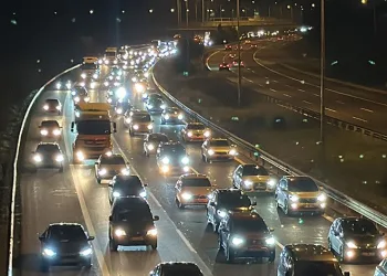 TEM Otoyolu’nda trafik durdu