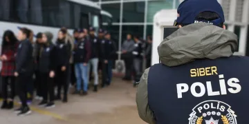 Siber çeteye operasyon