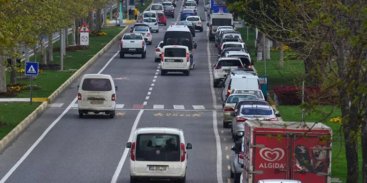 Kara taşıt sayısı 305 bini geçti