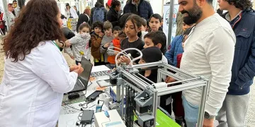 Konteyner kentte çocuklara bilim şenliği
