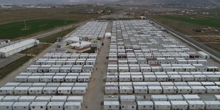 345 çadır kent ve 305 konteyner kent kuruldu