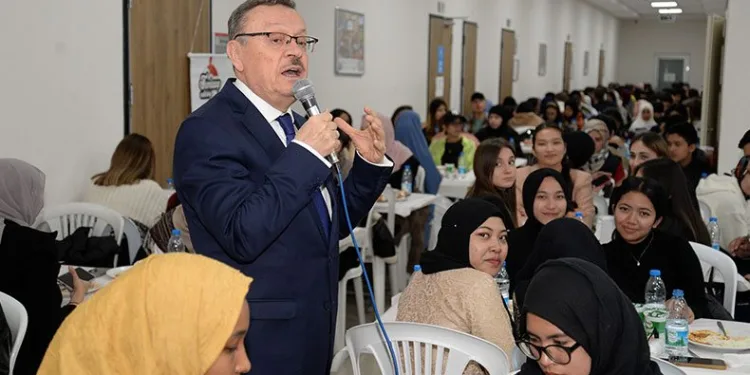 ULUTÖMER’den misafir öğrencilere iftar