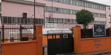 Ortaokulda korkutan manzara