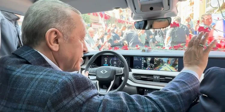 Bursa’da Cumhurbaşkanı’na sevgi seli