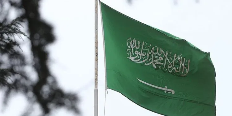 Suudi Arabistan ABD’den uzaklaşıyor mu?
